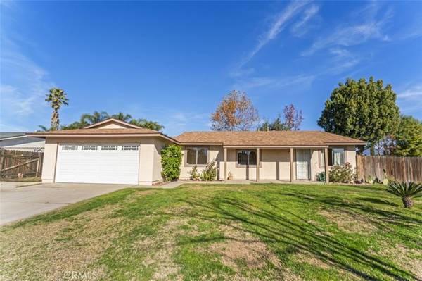 566 West Winchester Dr, Rialto, CA 92376