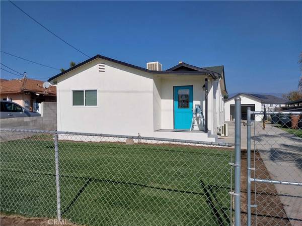 251 Johnston ST, Colton, CA 92324