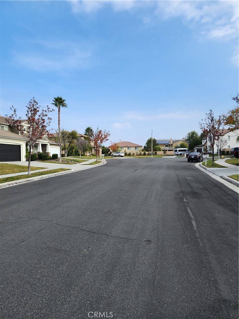 Corona, CA 92882,3360 Rural CIR