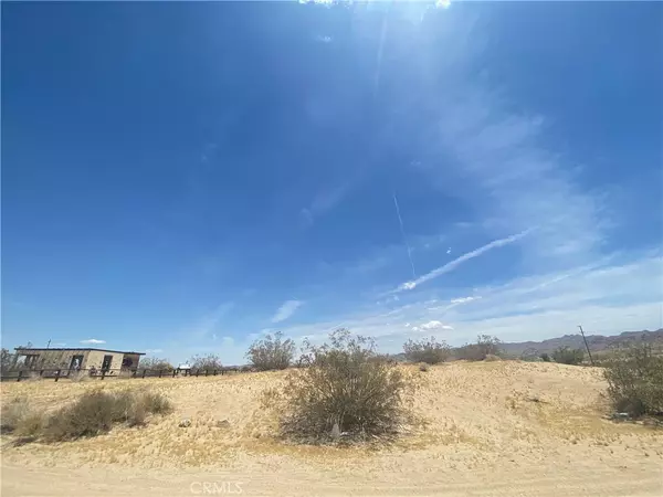 0 0 Border APN # 064261170000 RD, Joshua Tree, CA 92252