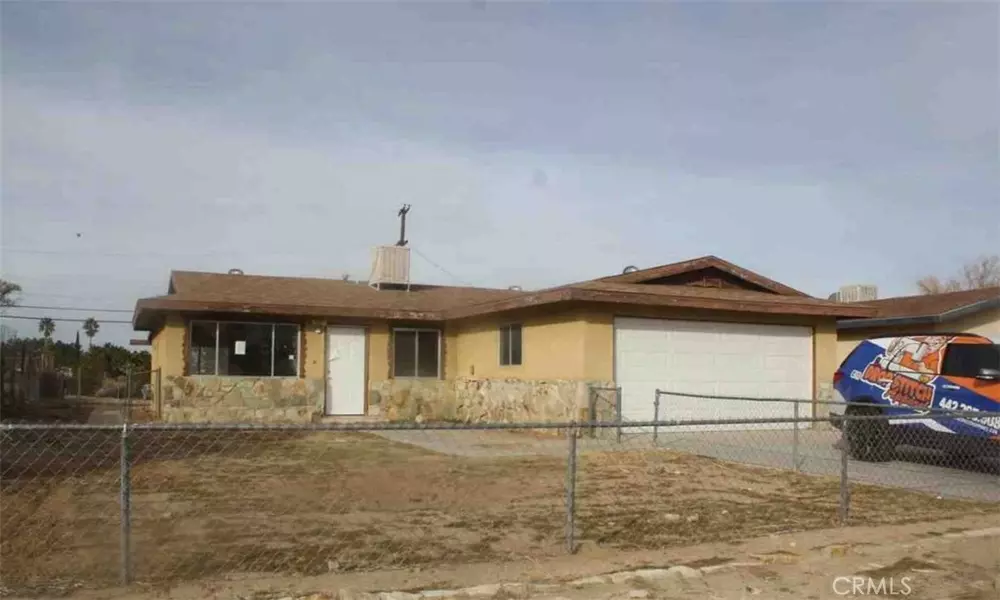 35764 Frontier AVE, Yermo, CA 92398