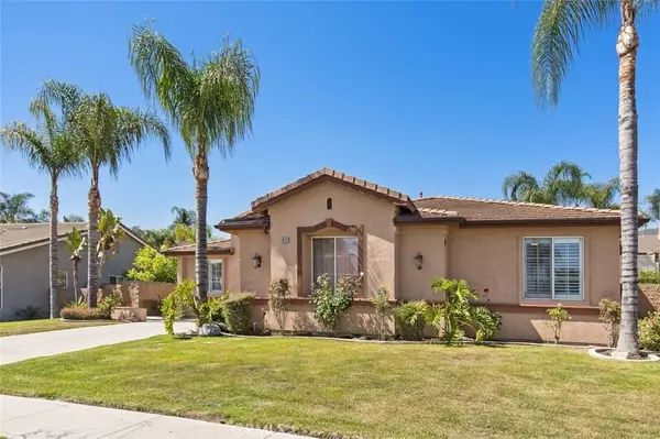 Corona, CA 92883,1842 Morfontaine WAY