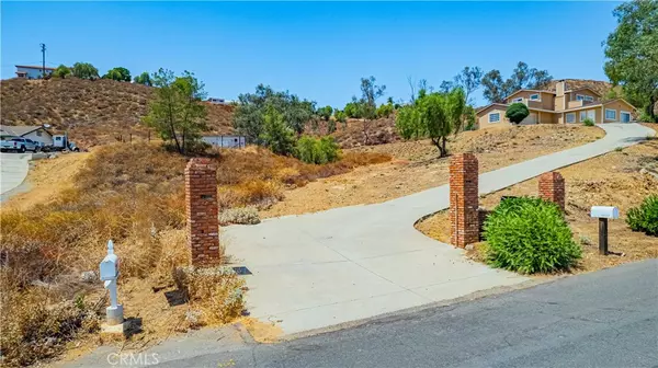 Menifee, CA 92587,24350 NORTH CANYON DR