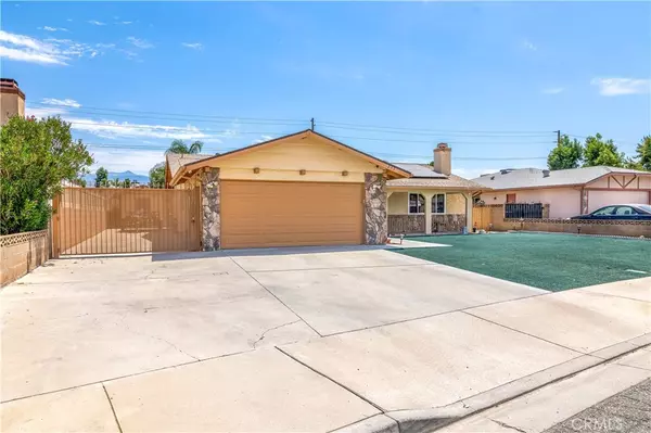 242 Kupfer DR, Hemet, CA 92544