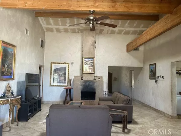 Lucerne Valley, CA 92356,31163 Villa Nova RD