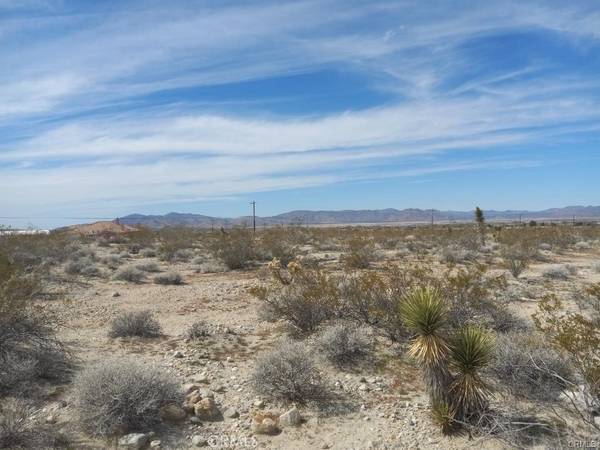 Lucerne Valley, CA 92356,0 Woodland ST