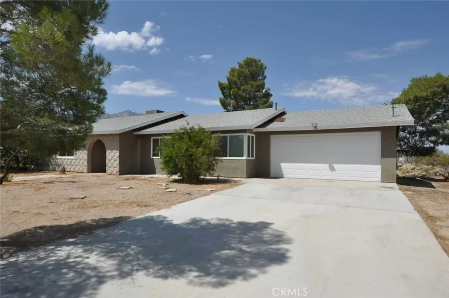 8346 Onyx RD, Lucerne Valley, CA 92356