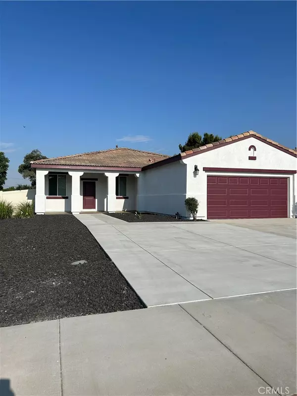 Fontana, CA 92335,9268 Cattail LN