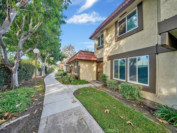 Anaheim, CA 92801,2783 W Parkside LN