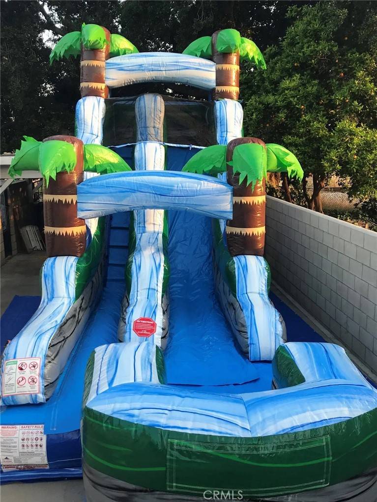 San Dimas, CA 91773,229 W Allen AVE