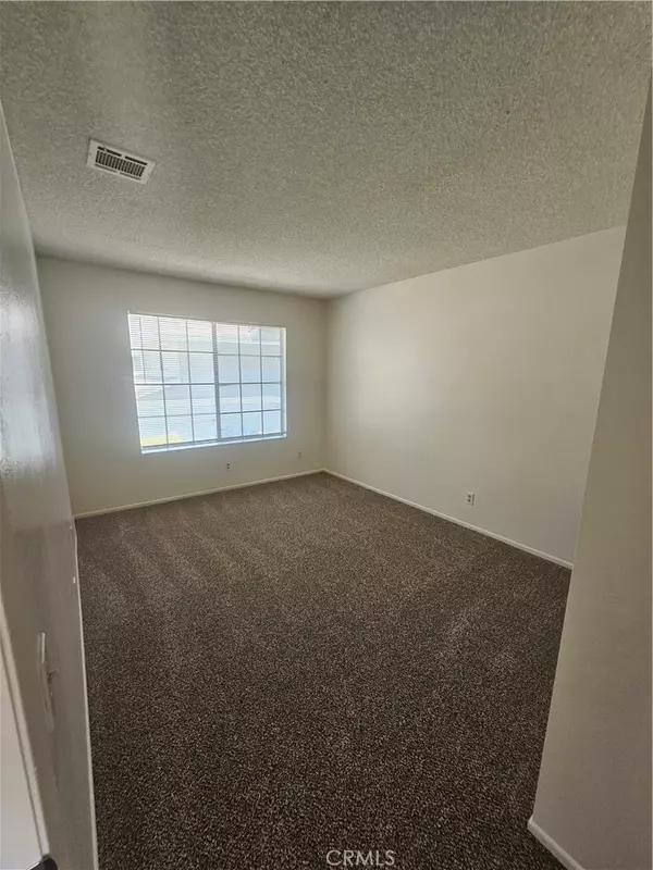 San Bernardino, CA 92407,1380 W 48th ST #24