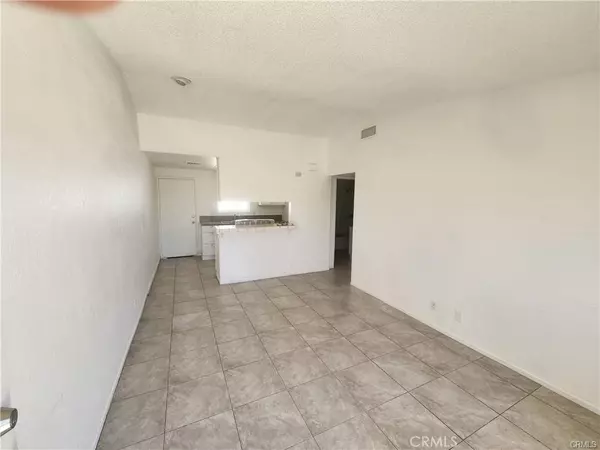 Desert Hot Springs, CA 92240,13700 Quinta WAY #15