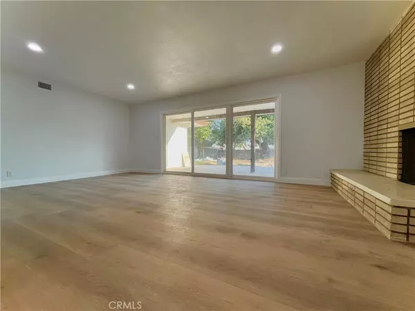 Rialto, CA 92376,617 E Mesa DR