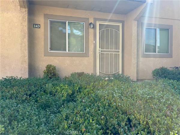 1251 S Meadow LN #143, Colton, CA 92324