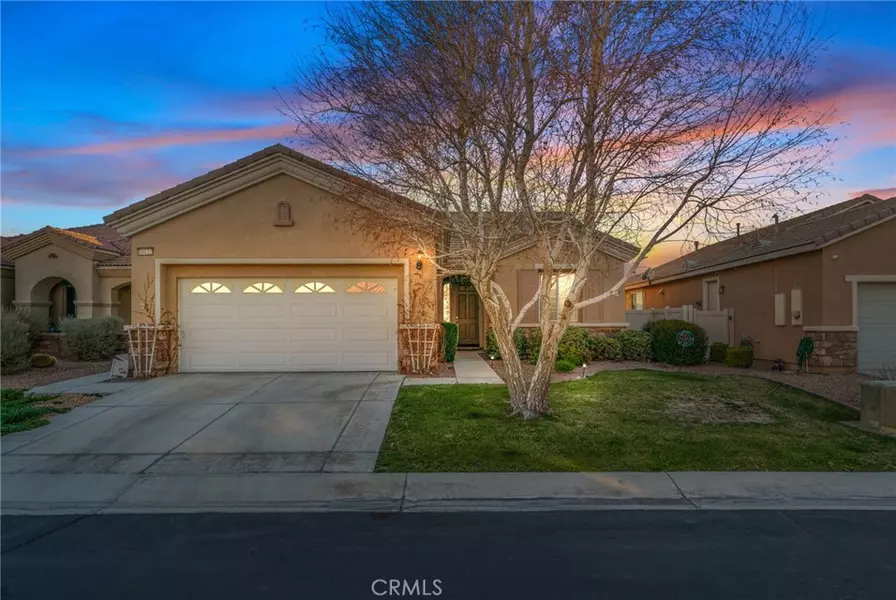 10122 Darby RD, Apple Valley, CA 92308