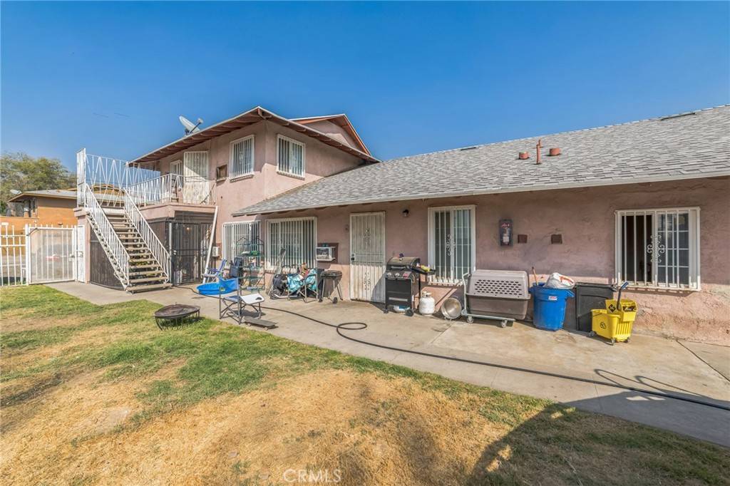 San Bernardino, CA 92404,2194 Sunrise LN