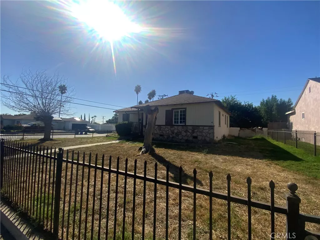 Rialto, CA 92376,505 W Grove ST