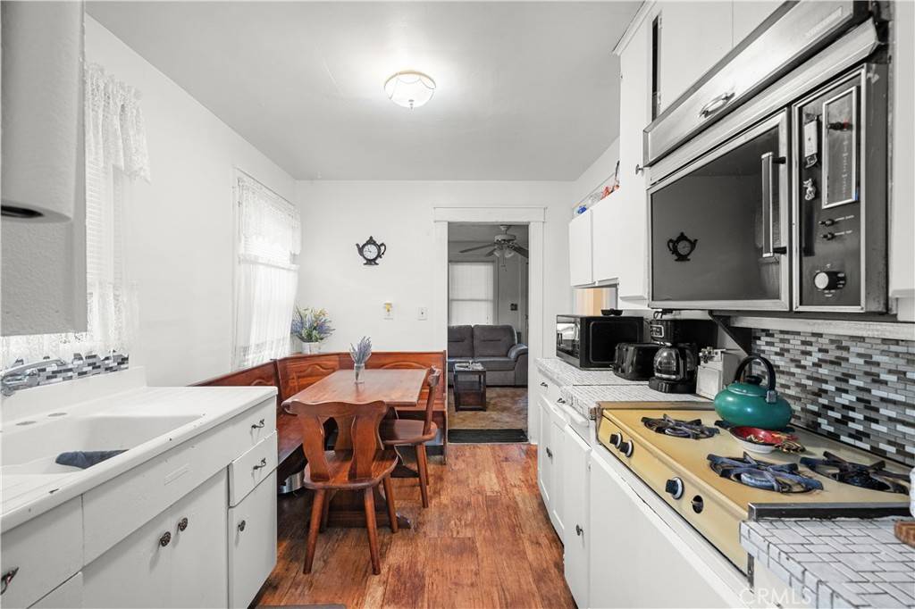 Bloomington, CA 92316,10057 Claremont AVE