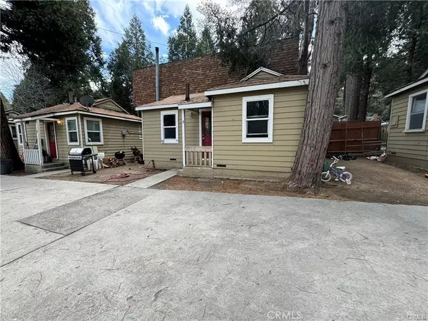 618 Wildrose LN, Crestline, CA 92325