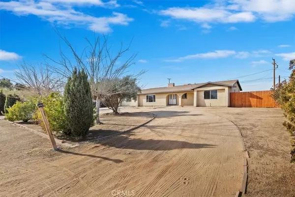 Apple Valley, CA 92308,12650 Running Deer RD