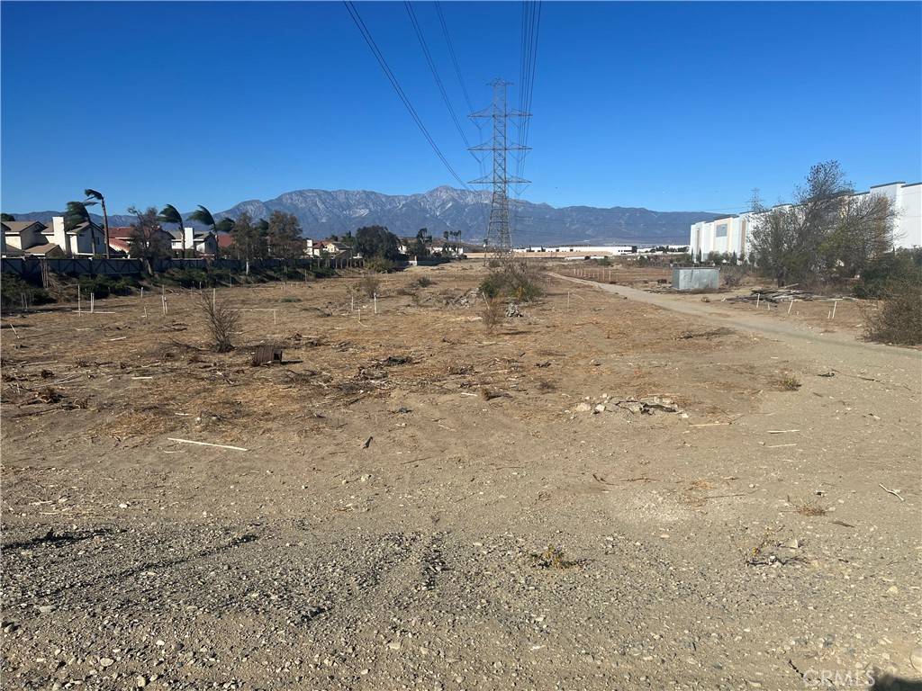 Ontario, CA 91761,11130 E Riverside DR