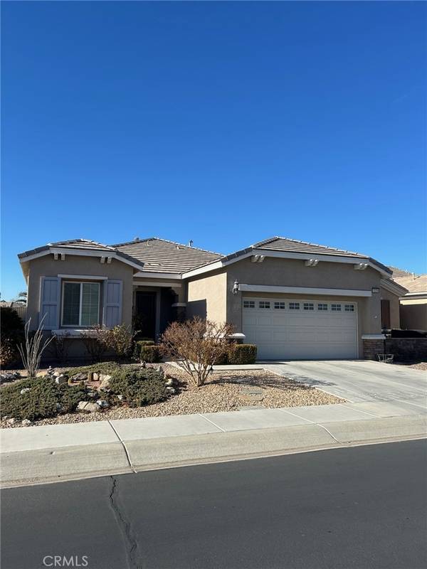 10254 Wilmington LN, Apple Valley, CA 92308