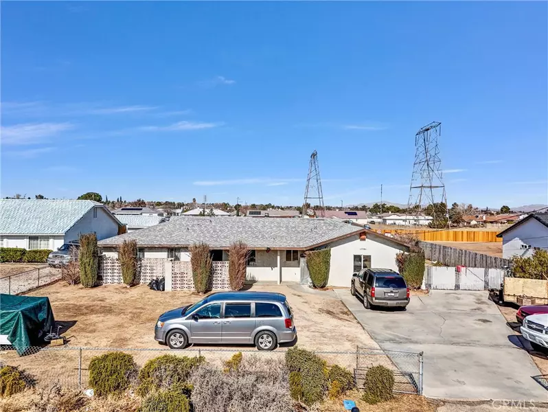 17384 Seaforth ST, Hesperia, CA 92345