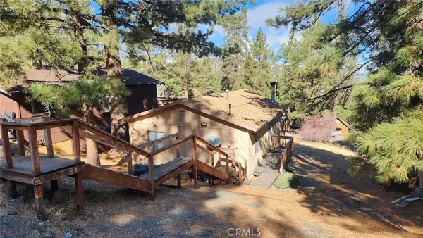 2068 Mojave Scenic DR, Wrightwood, CA 92397