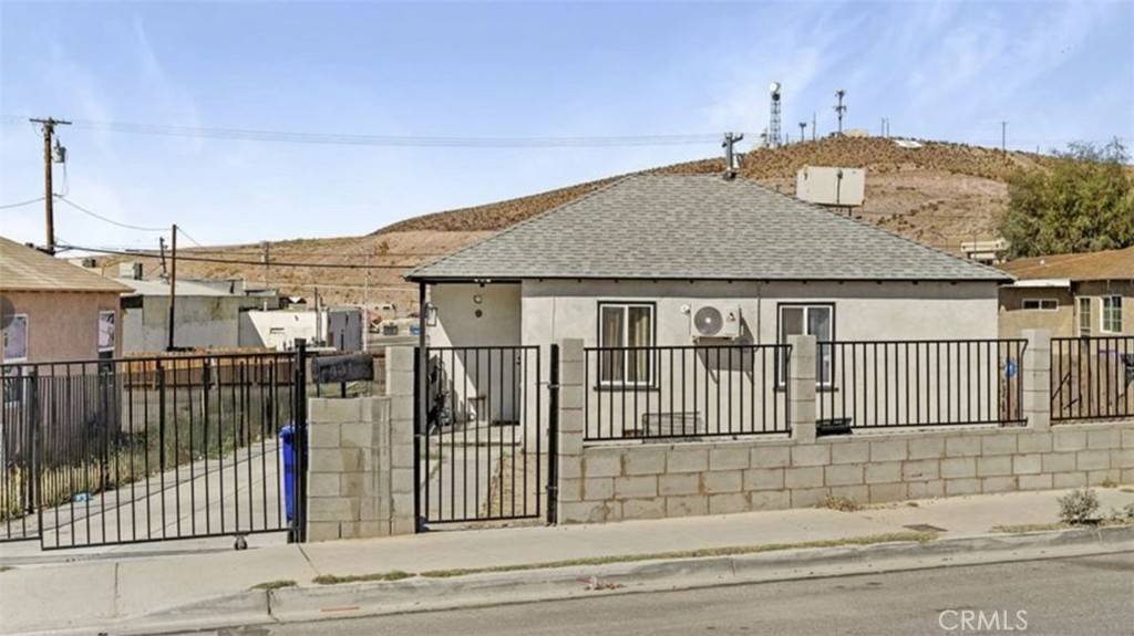 721 Nancy ST, Barstow, CA 92311