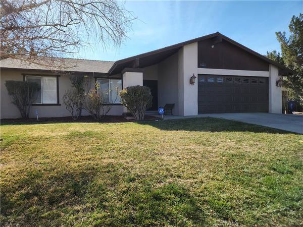 15781 Nassau DR, Victorville, CA 92395