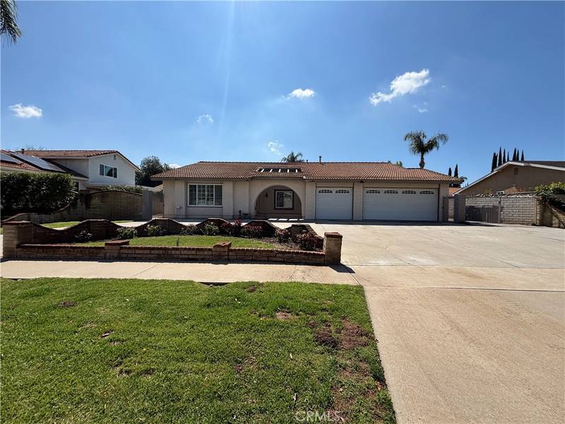 1567 Brookside AVE, Redlands, CA 92373