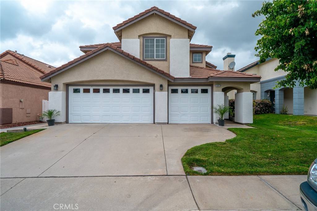 8082 Milan CT, Fontana, CA 92336