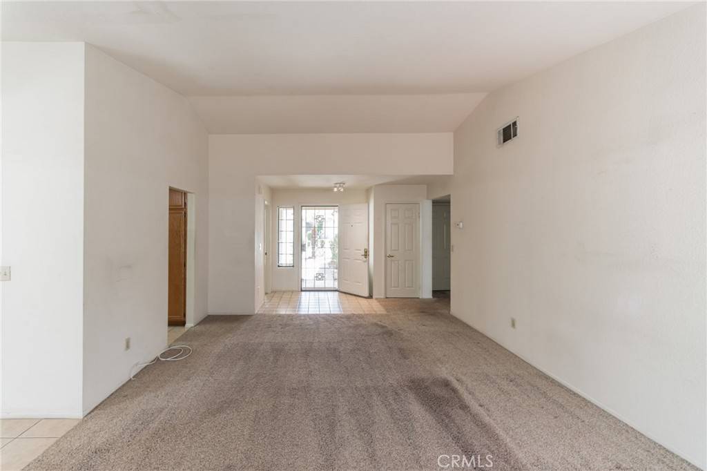 San Jacinto, CA 92583,1434 Senator Way