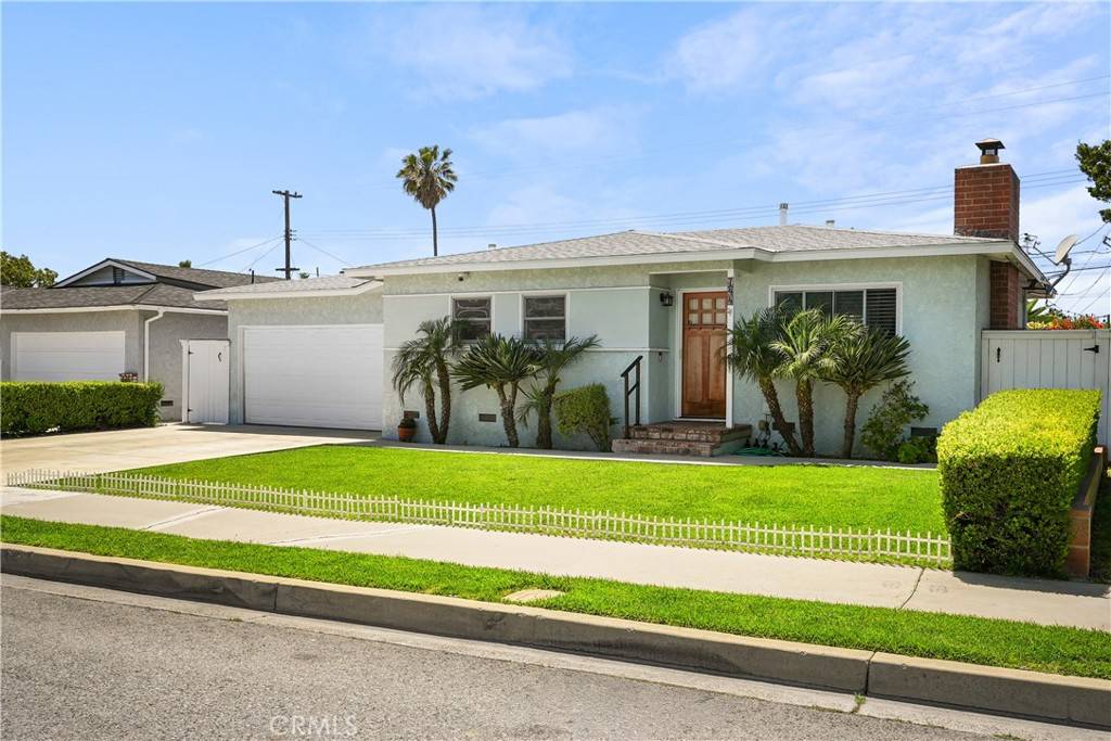Orange, CA 92867,744 N Russell DR
