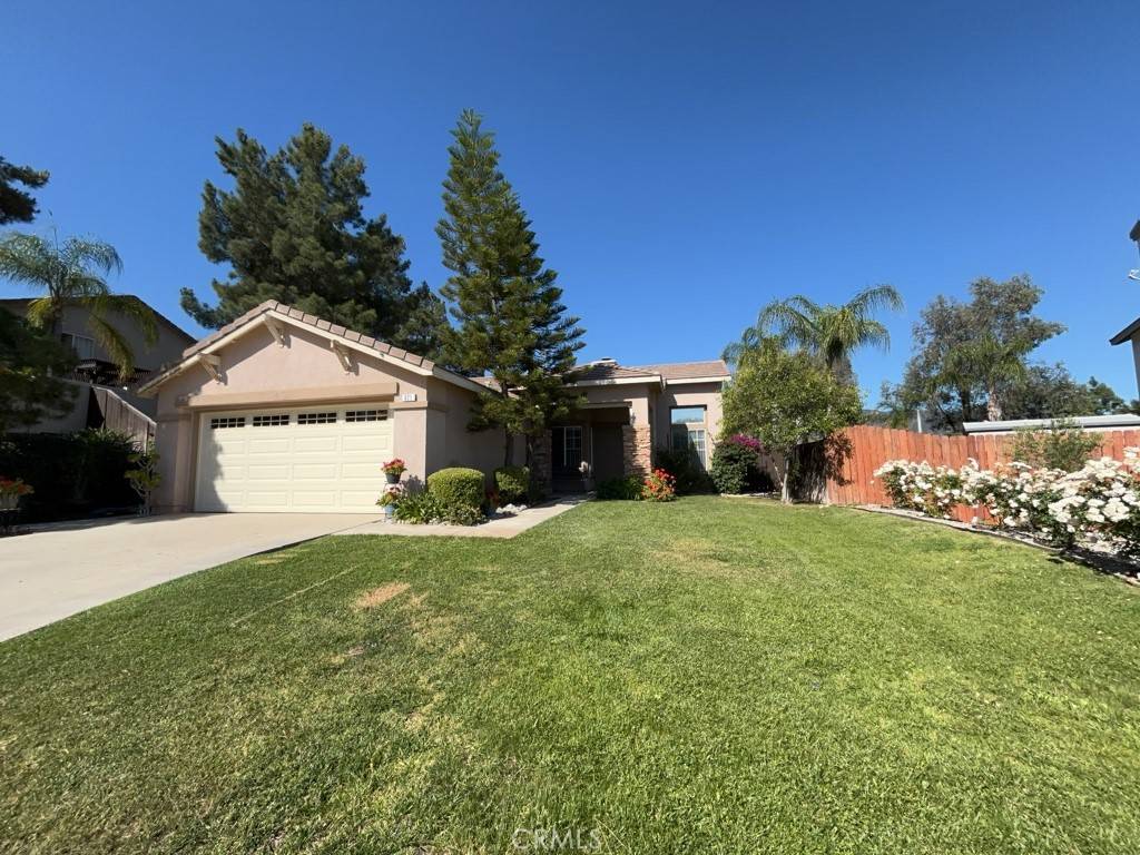 821 Atlantic CIR, Corona, CA 92882