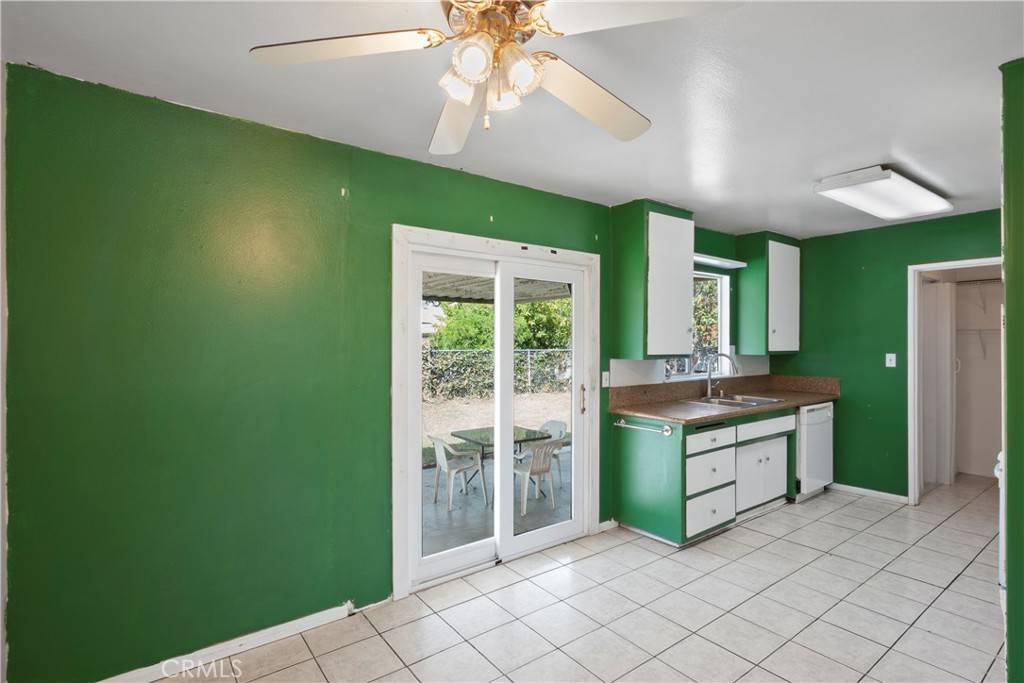 Riverside, CA 92501,3825 Lofton PL