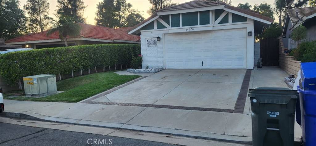 14526 Hillcrest DR, Fontana, CA 92337