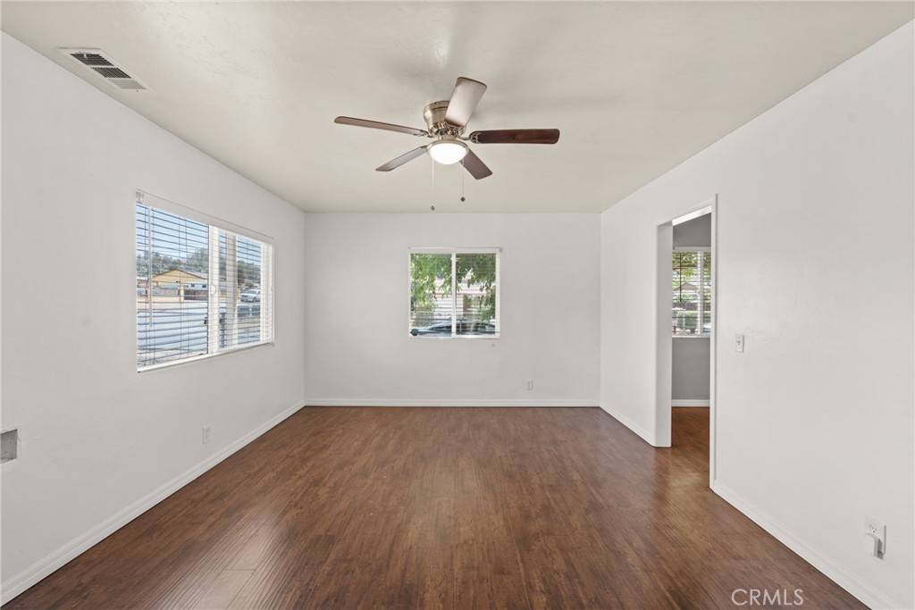 Jurupa Valley, CA 92509,5609 Beach ST