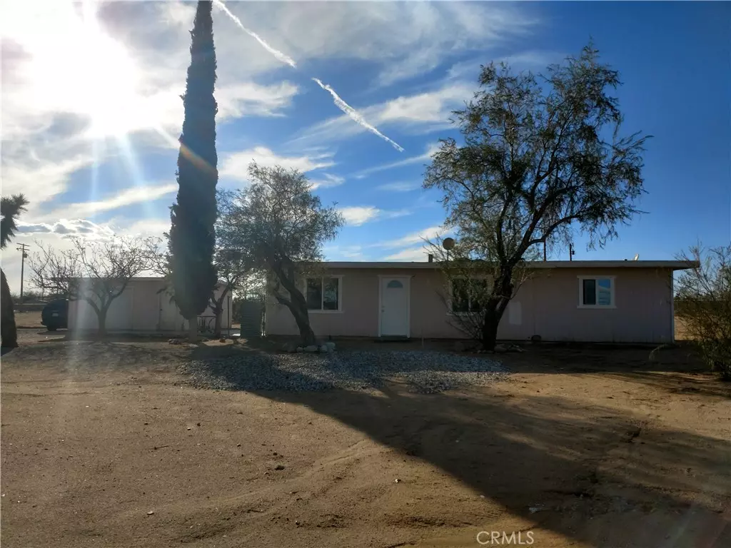 Joshua Tree, CA 92252,2724 Stonehill AVE