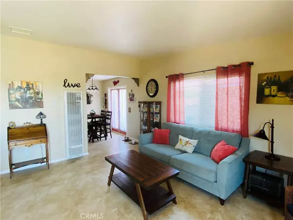 Yucca Valley, CA 92284,6374 Ronald DR