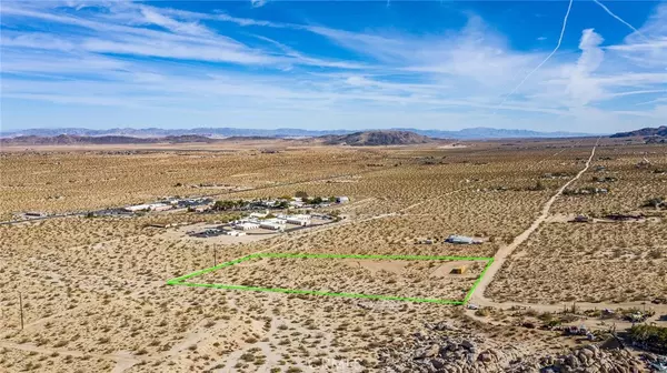 Joshua Tree, CA 92252,63300 Sullivan RD