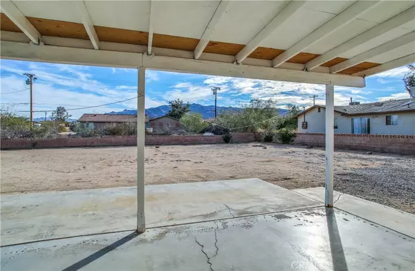 29 Palms, CA 92277,73465 Sun Valley DR