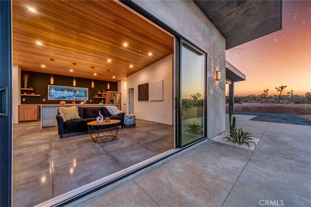 6737 Saddleback RD, Joshua Tree, CA 92252