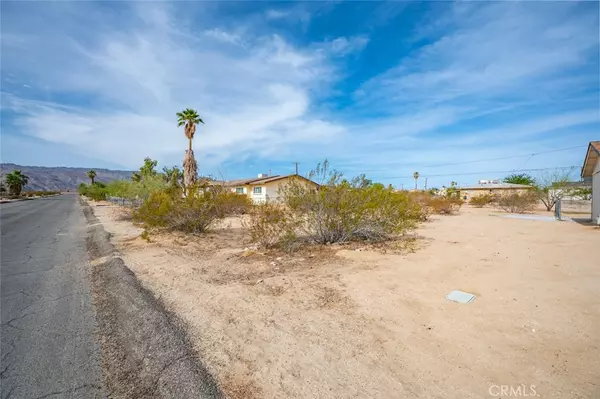 29 Palms, CA 92277,1234 Baileya AVE