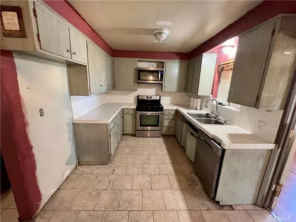 Yucca Valley, CA 92284,7535 Apache