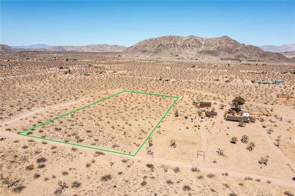 59480 Stearman RD, Landers, CA 92285