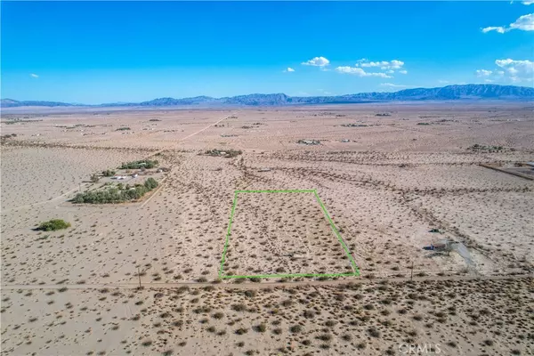 29 Palms, CA 92277,6 Pole Line RD