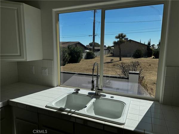 Yucca Valley, CA 92284,7341 Barberry AVE