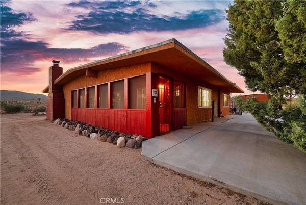 Pioneertown, CA 92268,52376 Gamma Gulch RD