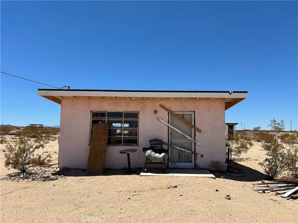 29 Palms, CA 92277,1560 Lear AVE